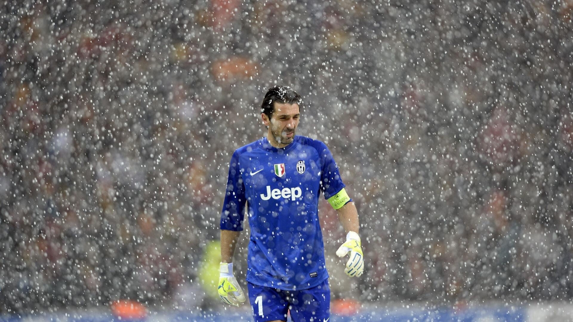 九游官网pc-英超裁判判罚透明度提升，受到了广泛认可，英超裁判主队