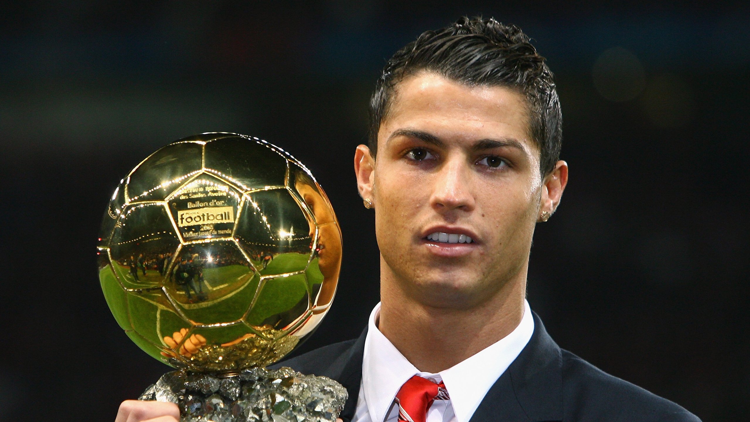 九游网页版官网入口-逆风翻盘：用坚韧不拔书写传奇，逆风翻盘的人都有这个特点